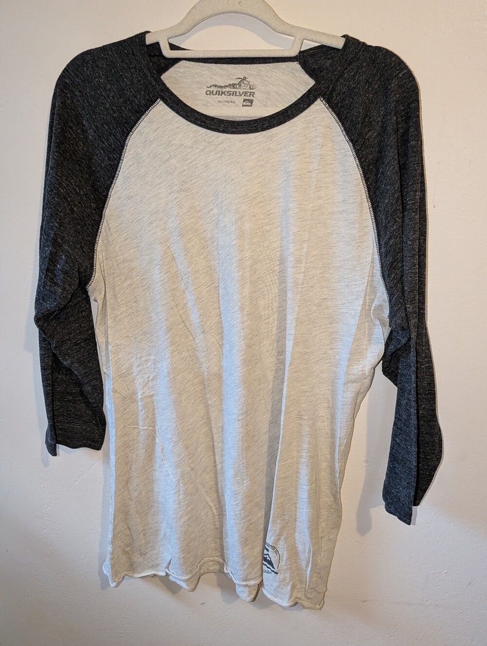 Quiksilver Men’s Two-Tone Raglan Long Sleeve Tee - Off White & Black